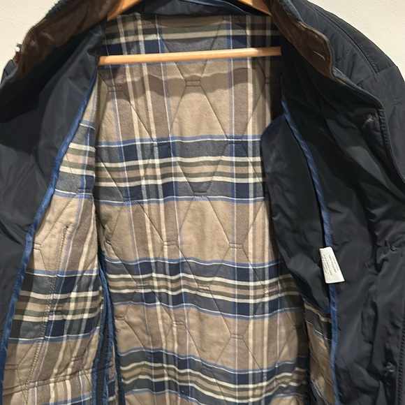 Hawes and Curtis Quilted Button up Jacket - Picture 8 of 8